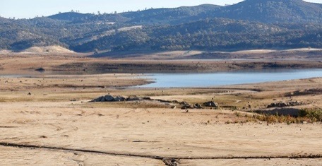 The Jaunay Reservoir